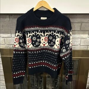 Universal Thread Navy, Red, and White Target Reindeer Sweater